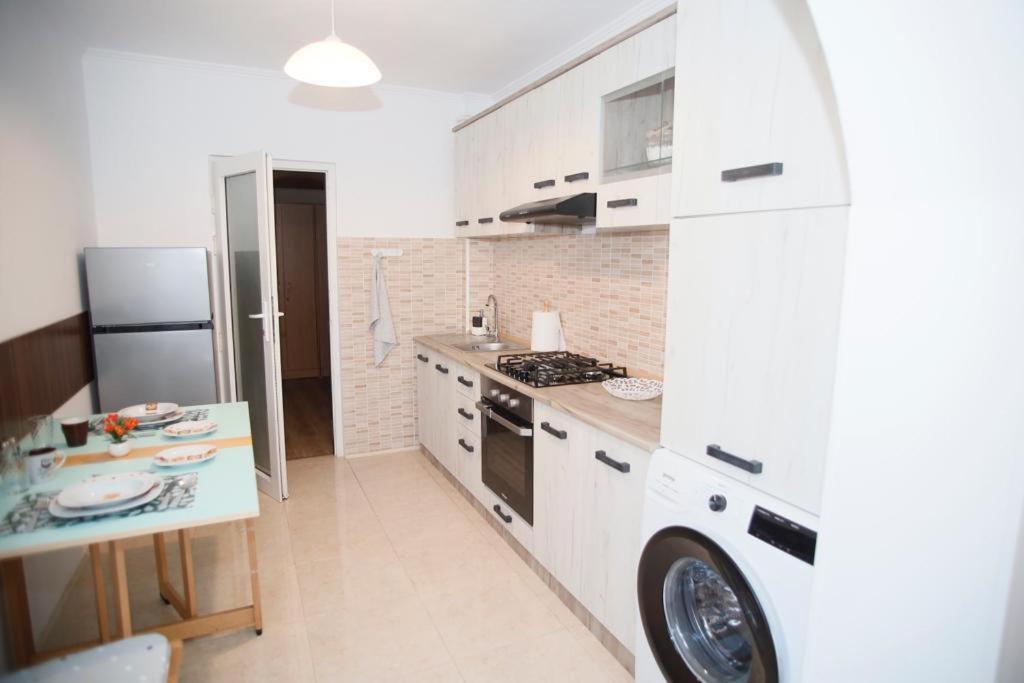 Mio Apartments Focsani Ngoại thất bức ảnh
